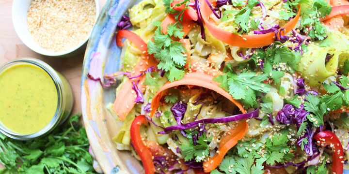 Veggie Thai Salad with Zesty Squash Sauce
